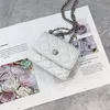 Bolsa de ombro de pele de carneiro da moda com diamante com diamante bordado Camellia esmalte a cadeia Crossbody Bag Bag