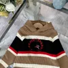 Projektant Baby Pullover Kids Multi Color Stripe Design Sweter z kapturem Rozmiar 100-160 cm Wysokiej jakości dzianin z długim rękawem