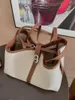 Duffel Bags Maxdutti Bolsa de ombro de moda francesa Mulheres Office Lady Bolsa Casual Bolsa Retro de Grande Capacidade Costura de Colher de Couro