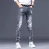 Heren broek heren stretch denim printbroek jeans Korea Slimming trendy casual allmatch lichte luxe mannen voor 230812