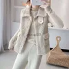 Damesvesten Deeptown Vintage Vest Mouwloze jas Vrouw Oversize Koreaanse stijl Wintere -esthetische fleece vesten Witte vestknop mode HKD230812