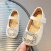 Sneakers Girls Patent Leather Mary Jane Shoes for Kids Button Princess Children Flats Square Toe Dance Dress 1R 230811