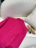 2023 Autumn gorące różowe stałe kolorowe panele Tweed Kurtka z długim rękawem przyciski kasetowe podwójne kurtki Krótka warstwowa przestrzeń A3G116569