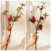 Flores decorativas Quatro ramos de romã de cabeça de cabeça galhos de frutas de estilo simulamento de flor Decoração artificial MW10889