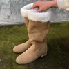 Botas 2023 European Winter Natural Couro Snow quente 22-24,5 cm One Fur Cow Suede Lã de lã no joelho