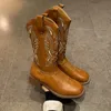 Scarpe stivali per donne stivali da cowboy occidentali per donna zip ricamato tacchi puntati di punta primaverilo marrone casual marrone medio tacco 230812