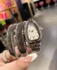 Нарученные часы в форме змеи в форме ретро бриллиант инкрустация моды универсальные женские часы кварца