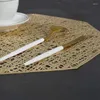 Table Runner Placemats för matsats med 6 platsmattor åttkantiga non slip middag (guld)