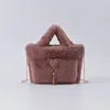 Sacs de taille sac à main en fausse fourrure pour femmes sacs d'épaule en peluche Filles Coss Crossbody Fashion grande capacité Furry Handle B4-11