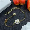 Bracelet de luxe Designer pour femmes Bracelets de chaîne Bracener Bracelet Gold Bracelet femme Pendant Clover Wedding Gift