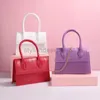 Sagne a tracolla 2023 Trapeze Hot Style Color Color Pvc Jelly MacAroon Candy Long Chain Borse Borse Diagonale Diagonale Sweet CrossStilishsignerbags