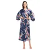 Vêtements de nuit pour femmes en soie satin kimono robes longues vêtements de nuit robe de chambre florale paon imprimé motif de fête de mariage de mariage baignoire 230812