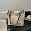 Sacs de plage Sac de grande capacité de fleur tissée de l'herbe pour les femmes 2023 Nouvelle mode à main une épaule à la mode fille de banlieue baguette bagstylishdesignerbags