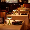 Lâmpada de parede Touch LED Table recarregável Dining El Bar Outdoor Night Night Decorative Gold