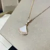 Shell Pendant WomensJewelry Pendants Collier Collier Diamond Sweat-Infrir et Colorfast Ladies Fashionhigh Estilo O1