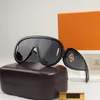 Shades Designer okulary przeciwsłoneczne Designerskie okulary Mężczyzn Mężczyzn Wing Formowanie pełna ramka Gogle Słońce Mężczyźni Polaryzowane UV Ochrona Oversione Okulasy Uv400 z pudełkiem