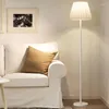 Vloerlampen warme verlichting staande lamp Modern Minimalistisch LED Leuke Europese Dimable Lampadaire de salon Room Decor