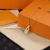 Luxurys Sale Hanger Kettingen Mode voor Man Vrouw Omgekeerde Driehoek Letter Ontwerpers Merk Sieraden Heren Dames Trendy Persoonlijkheid Sleutelbeenketting