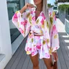 Suits de survêtement pour femmes Summer V Deep Neck Beach Style Two Pieces Set Femmes Lantern Sleeve Loose Tops Shorts Tenues Elegant Female Streetwear