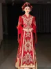 Etniska kläder kinesiska traditionella toasts paljetter pärlor tofsar bröllopsklänning brud broderi cheongsam phoenix qipao