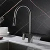 Cuci da cucina a cascata a foro singolo 304 in acciaio inossidabile con vetro temperato tira spray mixer cucina lavare il lavello del lavello