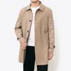 Rów męskich płaszcza wiosna jesień mężczyźni długi płaszcz wiatrówki swobodny luźny design stały kolor róg mężczyzn moda moda w stylu koreańskim kurtki odzieży wierzcha 230812