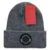 Designer Populära insar Sticked Hat Bonnet Canada Winter Beanie Personality Classic Letter Goose Prin Prin