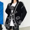 Damestruien Karram Print Graffiti uniek vest vrouwen losse Vneck Luxe Luxe gebreide vrouwelijke Cardigans jas Y2K Winter 230812