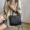 6004K Women Luxurys Designers حقائب Crossbody عالي الجودة حقائب اليد للسيدات المحافظ على الكتف حقيبة التسوق