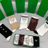 Designer Luxury Prad chaussettes Fashion Mens and Womens Casual Cotton Breathable 5 paires chaussettes avec boîte 08142