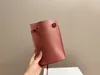 Bolsa de diseñador de lujo de paquete geométrico de lujo bolso de hombro de cuero real empaquetado bolso de bolso de luna