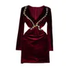 Повседневные платья высококачественная женственная цепь украсить Velvet платья V-образного вырезо