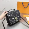 デザイナーバッグクロスボディバッグショルダーバッグ女性ハンドバッグクラシックプリントプリントコーティングキャンバスカウハイドアンダーアームバッグメッセンジャーバッグ