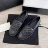 Designer schoenen Dames Casual schoenen Draai Lock Loafers mode luxe diamant gewatteerd ronde teen schroefdraad fluweel crencing c in elkaar grijpende dames buiten casual platformtoers