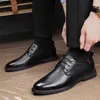 Scarpe da uomo vecchio testa scarpe da uomo in pelle formale con punta a punta 2021 nuova tendenza della moda scarpa casual da lavoro con fondo morbido genuino oo1