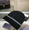 Cappelli di design di lusso da uomo e beanie autunno inverno inverno di alta qualità Cappello da sci a maglia di maglietta con cappello a quadri per cappello a quadri caldi tappi di stile spessi caldi