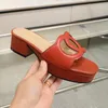 Designer-Objektträger Frauen Heels Hausschuhe klobig schwarze Sandale echte Leder berühmte Schieberegler Schaum Runner Strandschuhe Größe 35-44