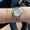 Kvinnor Titta på kvartsrörelse japanska batterier rostfritt stål remmen Livsklass Vattentät modestil Designer Watche Montre Individuation Casual Watch