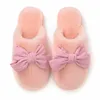 Bowknot for slippers بالجملة الفراء شتاء النساء الأصفر الوردي وايت الثلج شرائح داخلية منزل أزياء في الهواء الطلق الفتيات السيدات فروي شببر 931 RY 2585S