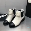 2023 Designer Luxe Pure Color Round-Toe Boots Dames 100% Lederen Outdoor Party Ademend Elastische riemen Boot LAY LADY SEXY Fashion Mid-Hiel Comfortschoenen Maten 35-