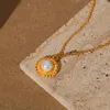 Anhänger Halsketten Canner 316L Edelstahl Halskette Französisch 18k Gold plattiert verdrehte Kuhhornbrot Runde Perlen Geschenk