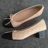 Balettskor modedesigner cowhide ull tweed äkta läderinsula klänningskor loafers barbie barbiecore klassiker chunky häl balettlägenheter loafers med låda