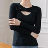 Camisolas femininas Heliar Women Hollow Out Knot Cross V-Gobes Longa Longa Sollos Slim Sweater Casual Sweater para 2023 Inverno de outono