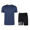 Treno masculino 2023 T-shirt Summer Sports Sports de badminton rápido Treinamento de shorts respirável Cool Terne Fitness Golf Game de manga curta