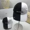 Новый Balenciga Черно -белая контрастная бейсбольная шляпа Pure Cotton Pare Pare Duck Longue Hat Hat Casual Fashion Sunscreen Шляпа вышитая буква стиль