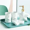 Accessorio da bagno Set di sapone in ceramica Distribuzione liquido Distributore Starfish Shell a forma di lozione Shampoo Bottle spazzolino da denti da denti da denti da denti 4 pezzo