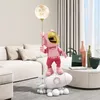 Dekorativa föremål Figurer Rocket Astronaut Landing Accessories Living Room TV Cabinet Terrace Bluetooth Audio Decoration Gift 230814