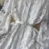 Sıradan Elbiseler Sonbahar Moda Pist Beyaz Dantel Elbise Kadınlar Yakel Fener Sleeve Out Out Nakış Zarif Uzun Parti Tatili N1986