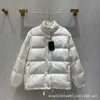 Designer di Parkas Designer Parma da donna 2 22 Nuovo pane a medio lunghezza con maniche staccabili, due in un design, semplice e caldo jpyt