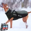 大きな犬用ジャケットファーカラー冬の犬の服ペットの防水性ビッグドッグコートを取り外し可能なハーネスフレンチブルドッグパグ衣装HKD230812